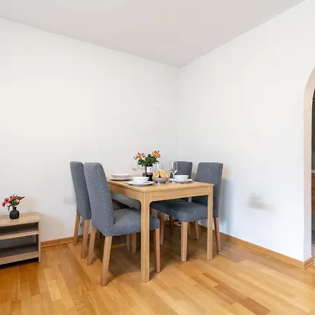 Apartment Town House 2