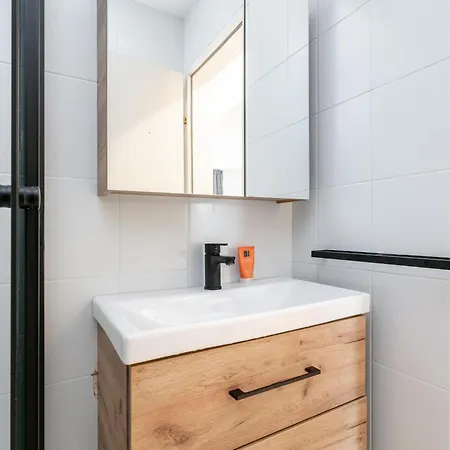 Town House 2 Apartment *