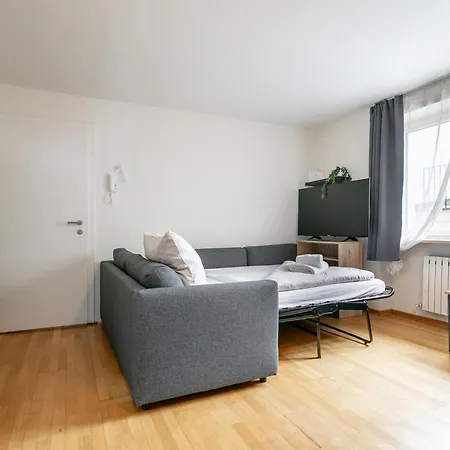 Town House 2 Apartment